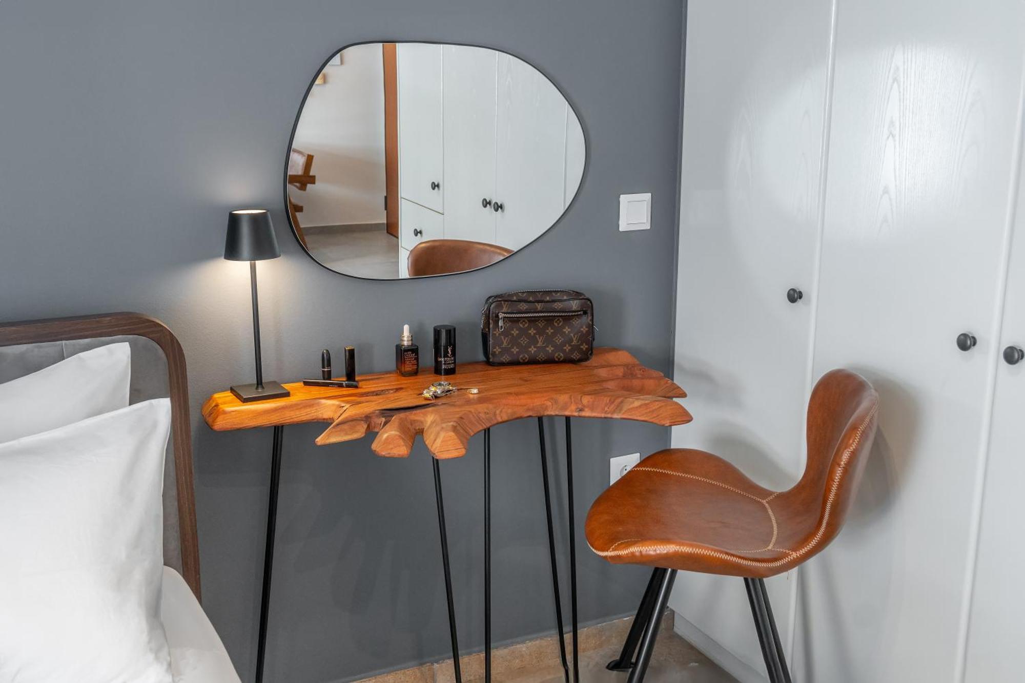 Luxurious Coastal Retreat In Central Glyfada Афины Экстерьер фото
